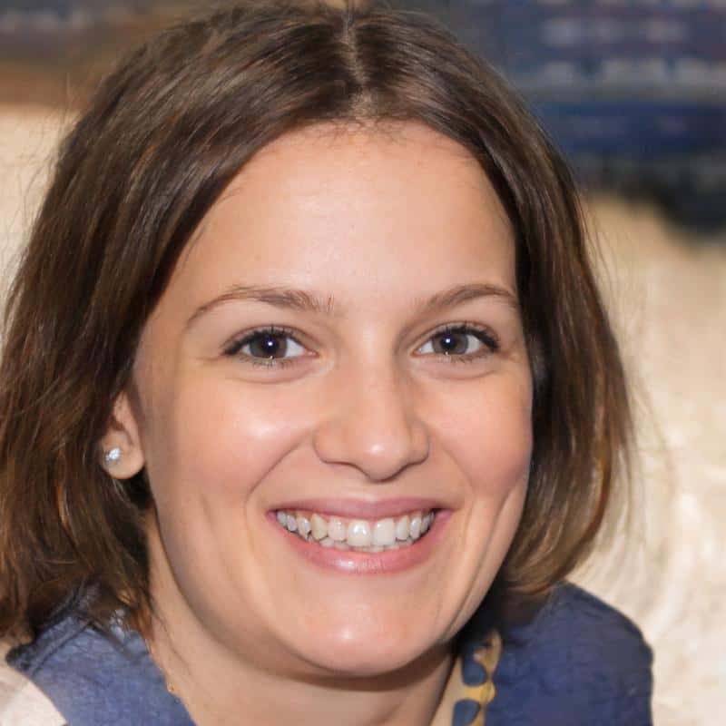 Smiling woman with brown hair