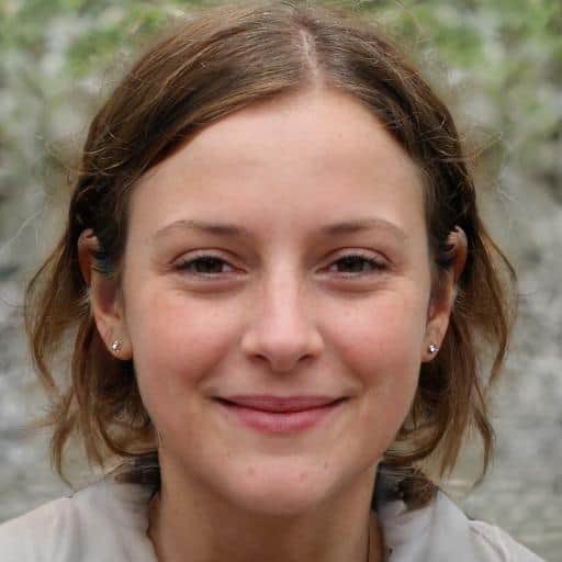 Smiling woman with brown hair outdoors